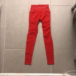 Alphathlete halo leggings red